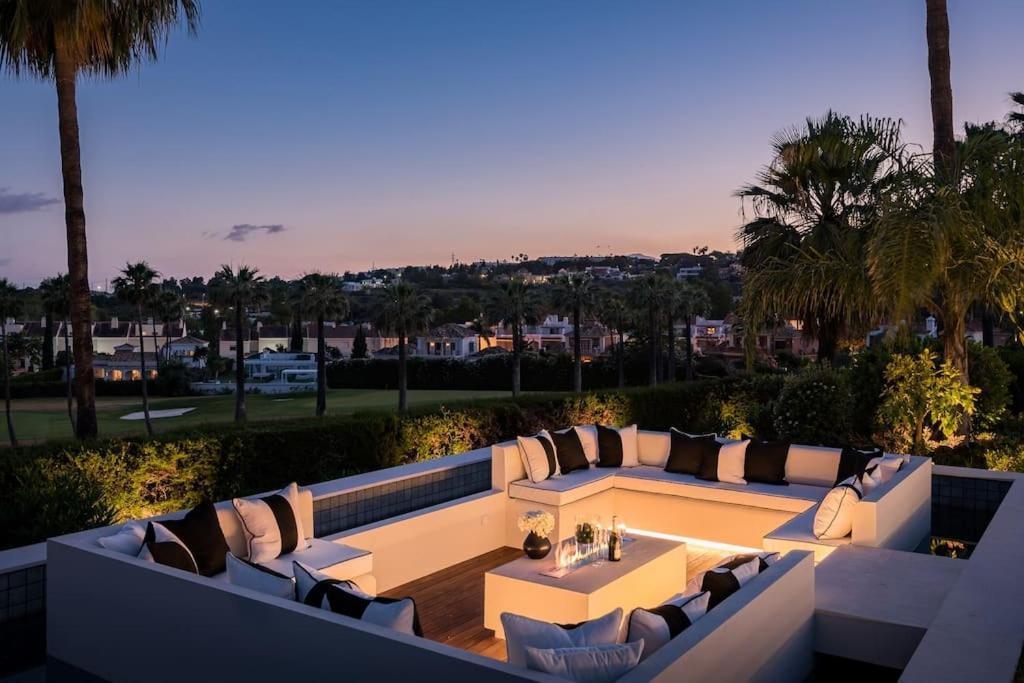 Oak - 6-bedroom With Cinema And Pool Marbella