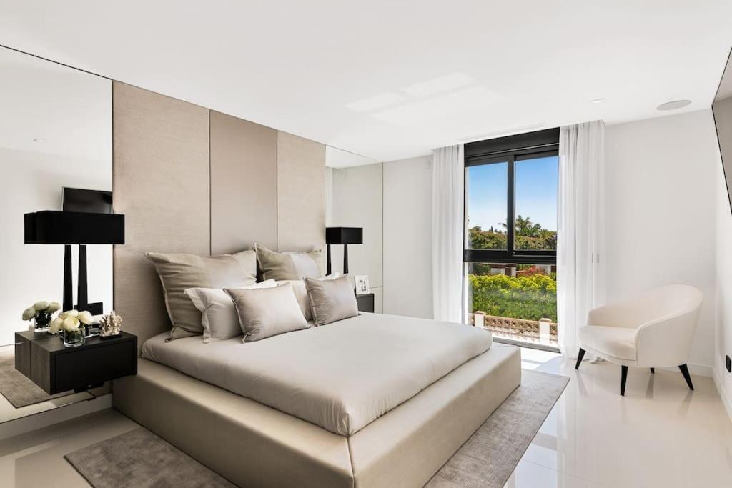 Villa Oak - 6-bedroom With Cinema And Pool Marbella