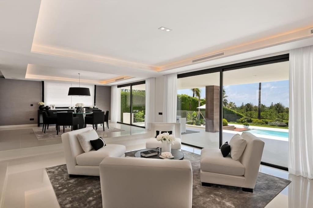 Oak - 6-bedroom With Cinema And Pool